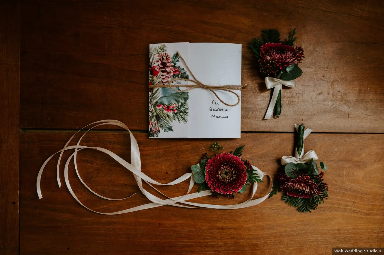 Set bracciale e bottoniere